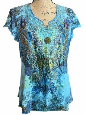 B.L.U.E.  Women's Petite Blue Paisley Embellished V-Neck Top EC. Size PXL